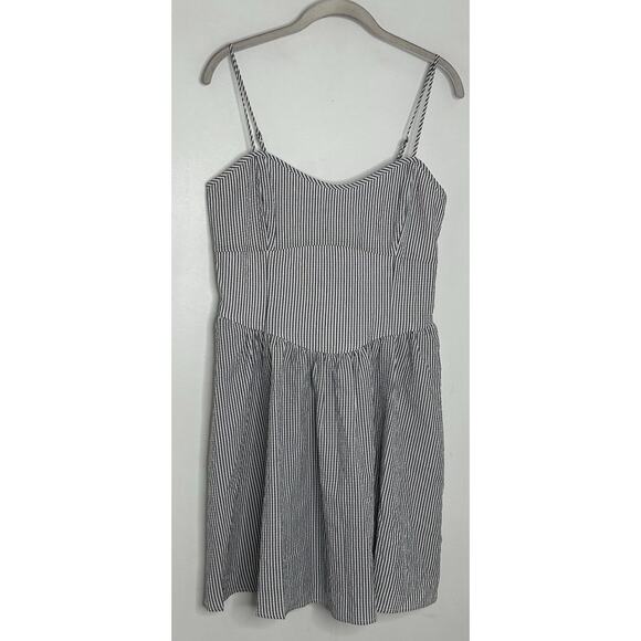 WAYF Women’s Gray Stripe Corset Sleeveless Foared Dress Size M New - Picture 2 of 8